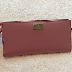 Kate Spade Large Stacy Smooth Leather Wallet in Dusty Peony and Magenta - NWT